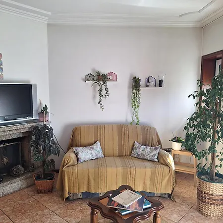 Ana Paula House * أفيرو